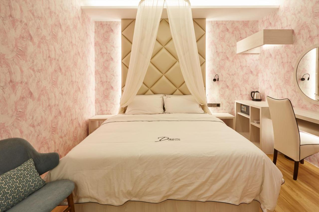 Dream Luxury Hotel Muar Zewnętrze zdjęcie